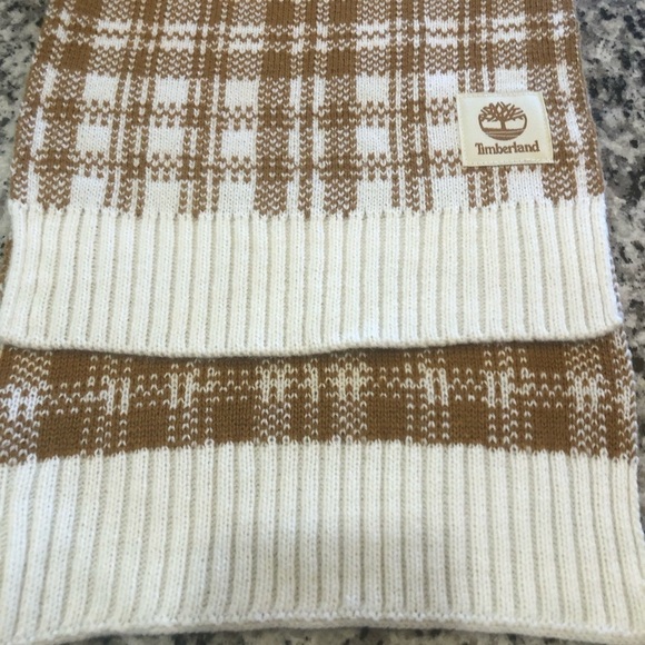 Timberland knit neck scarf. Caramel and white plaid. NWT - Picture 6 of 6